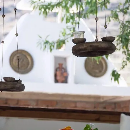 The Hispaniola * Kálymnos