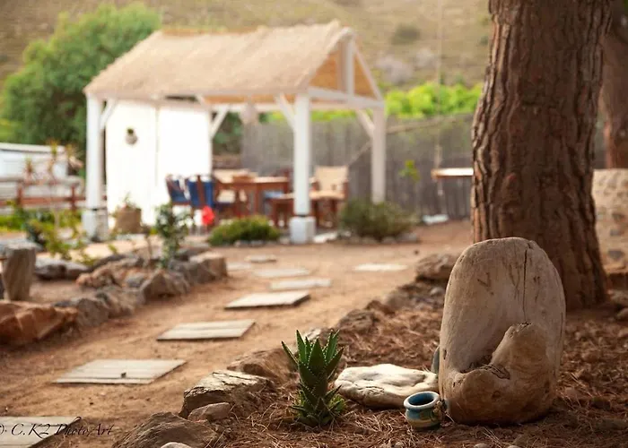 فيلة The Hispaniola Kálymnos